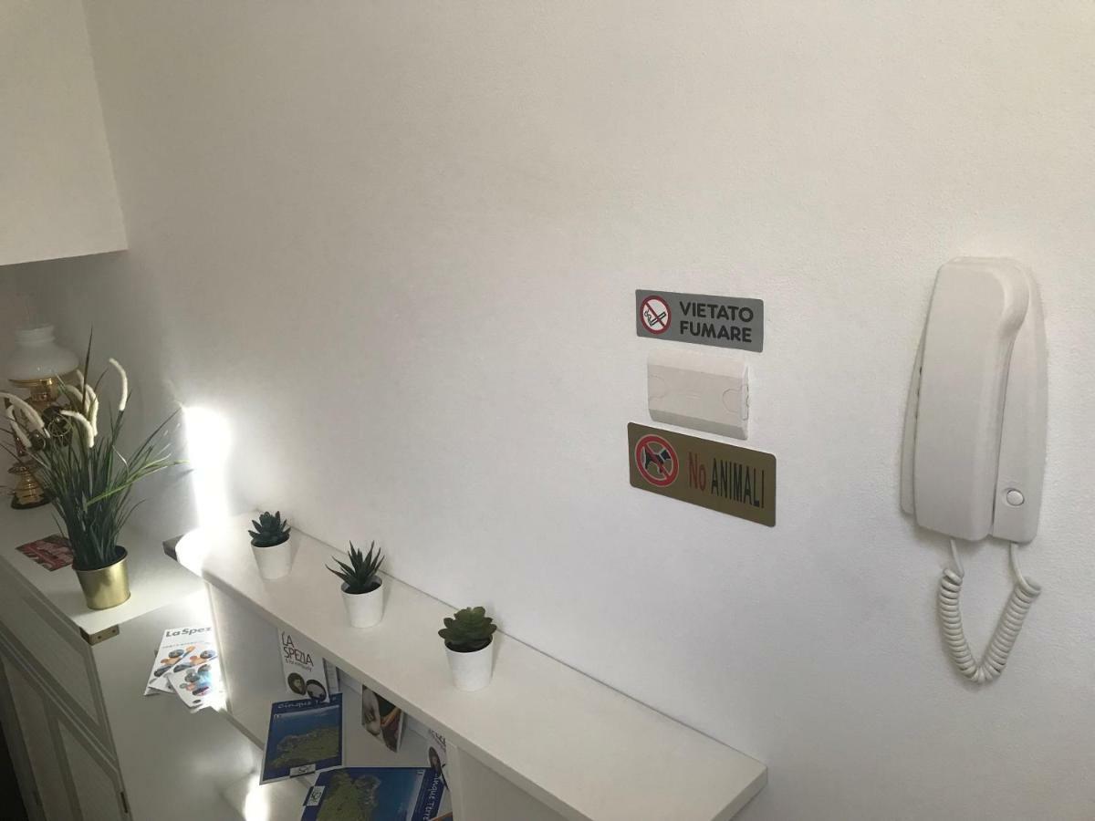 La Strada Al Mare Apartment Специя Екстериор снимка