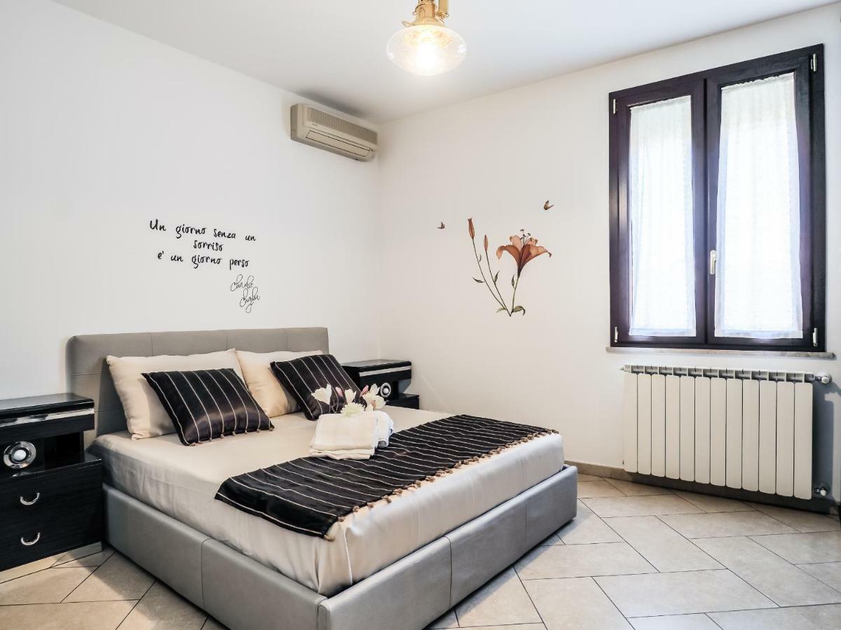 La Strada Al Mare Apartment Специя Екстериор снимка