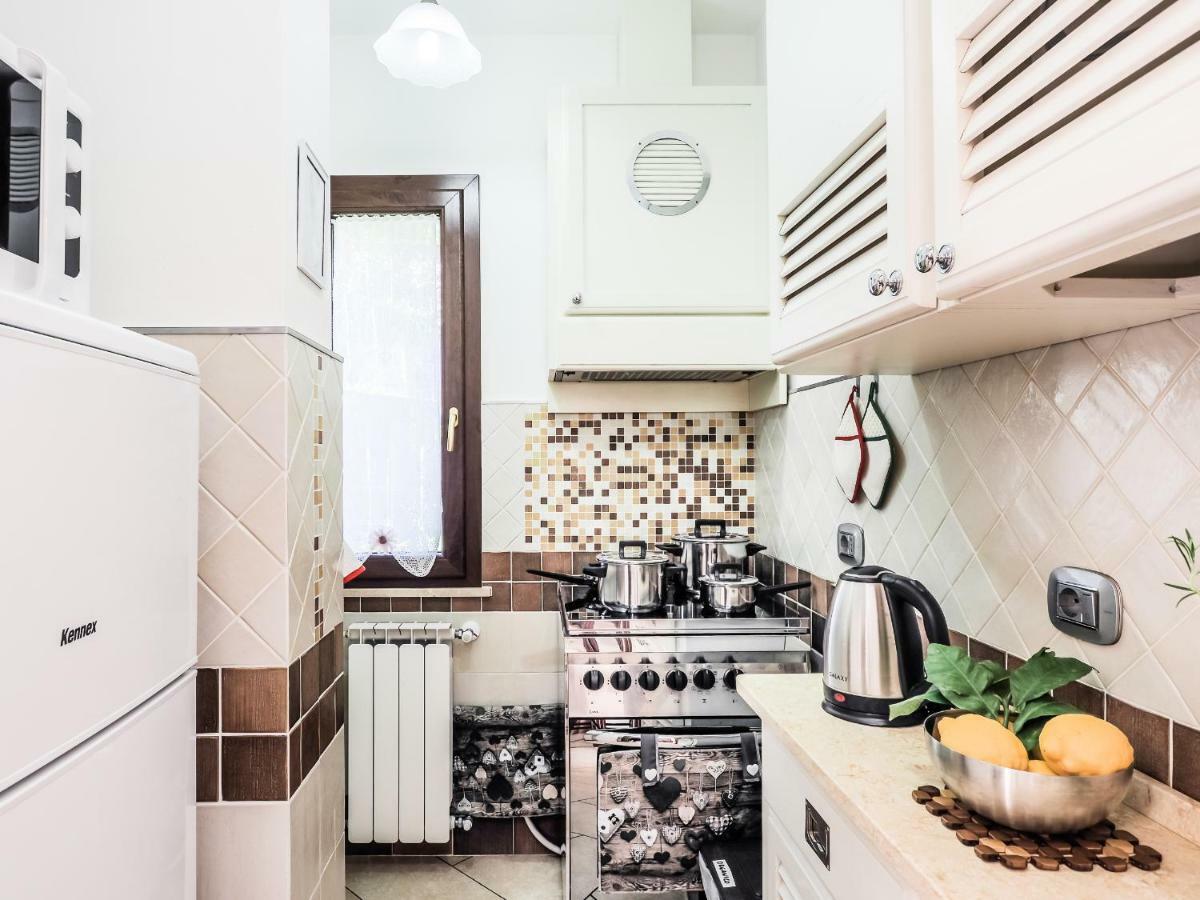 La Strada Al Mare Apartment Специя Екстериор снимка