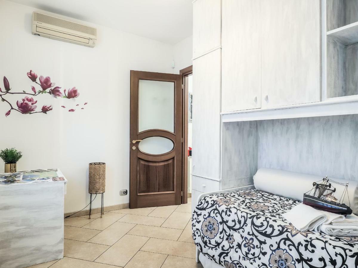 La Strada Al Mare Apartment Специя Екстериор снимка