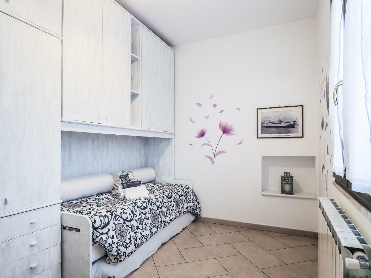 La Strada Al Mare Apartment Специя Екстериор снимка